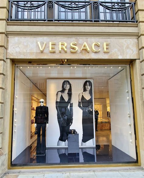 versace shopping 007761|versace shops near me.